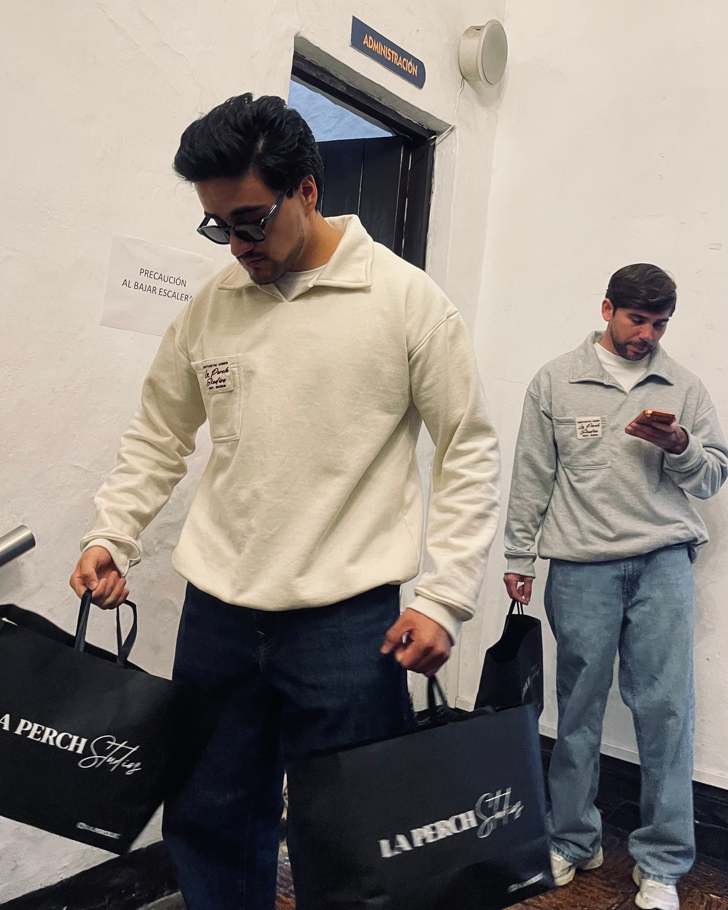 V-NECK SWEATER