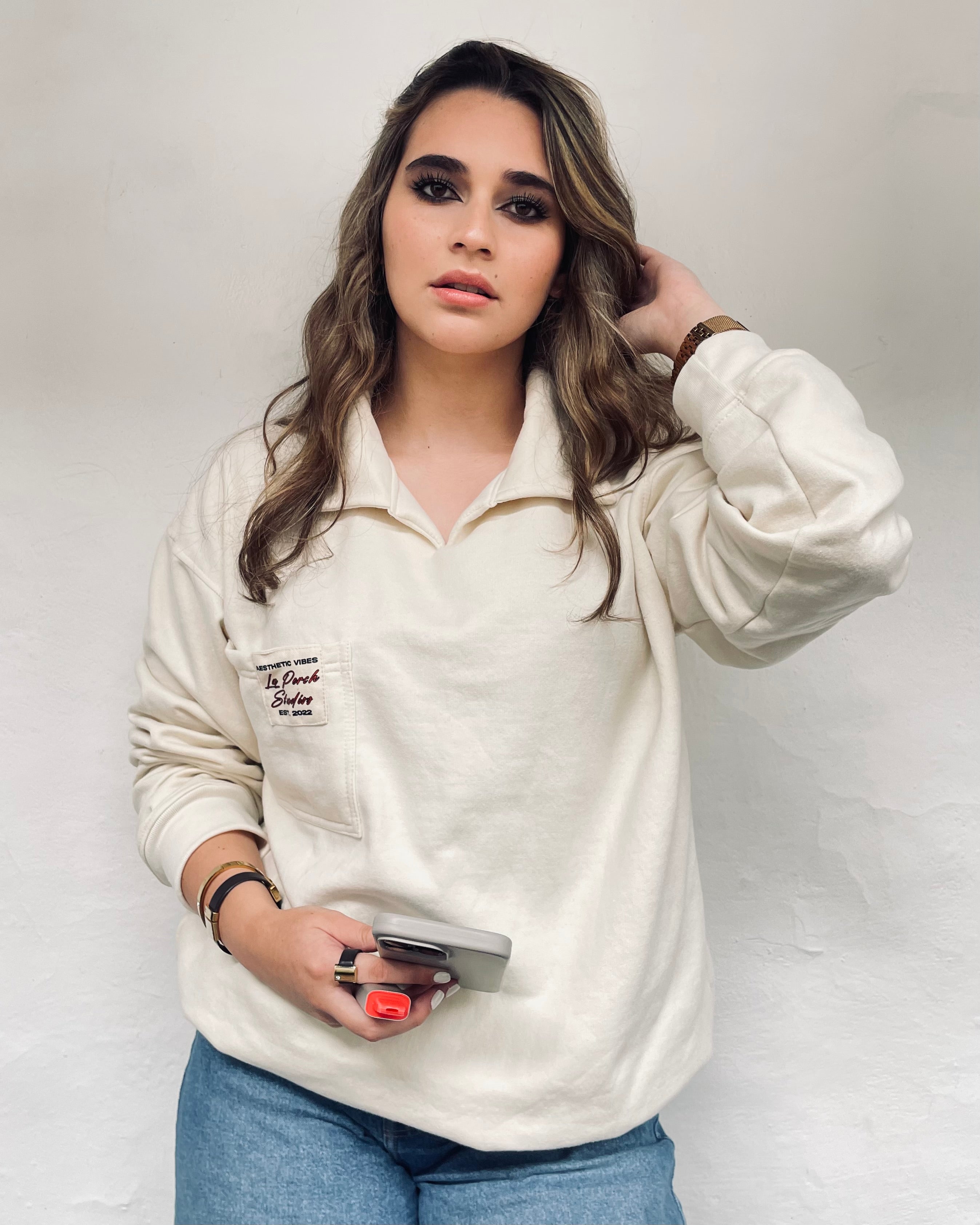 V-NECK SWEATER