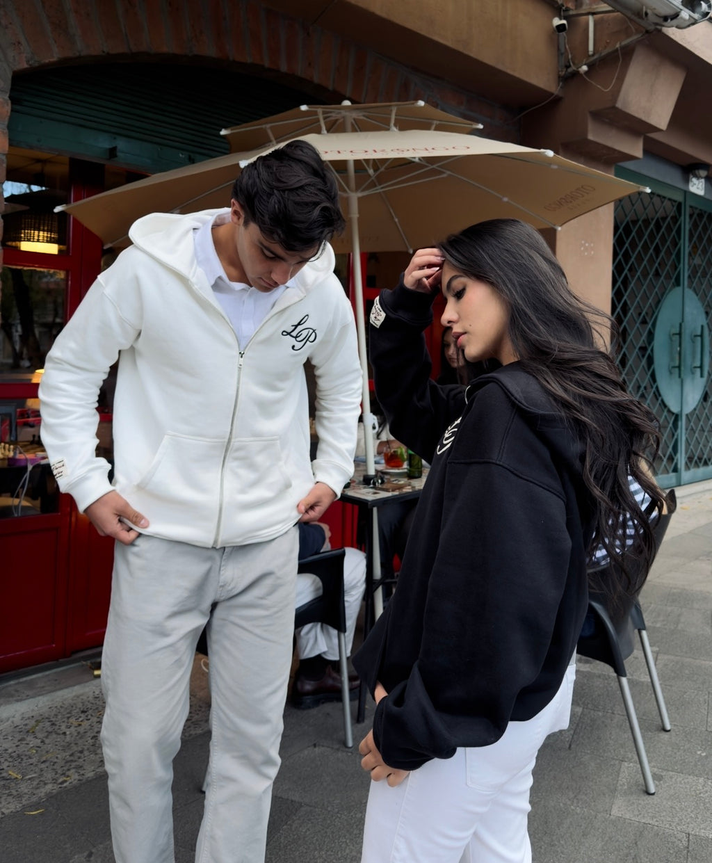 LP ESSENTIAL ZIP HOODIE BLACK